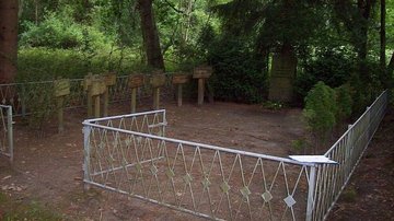 Waldfriedhof Conow - Vor der Neugestaltung